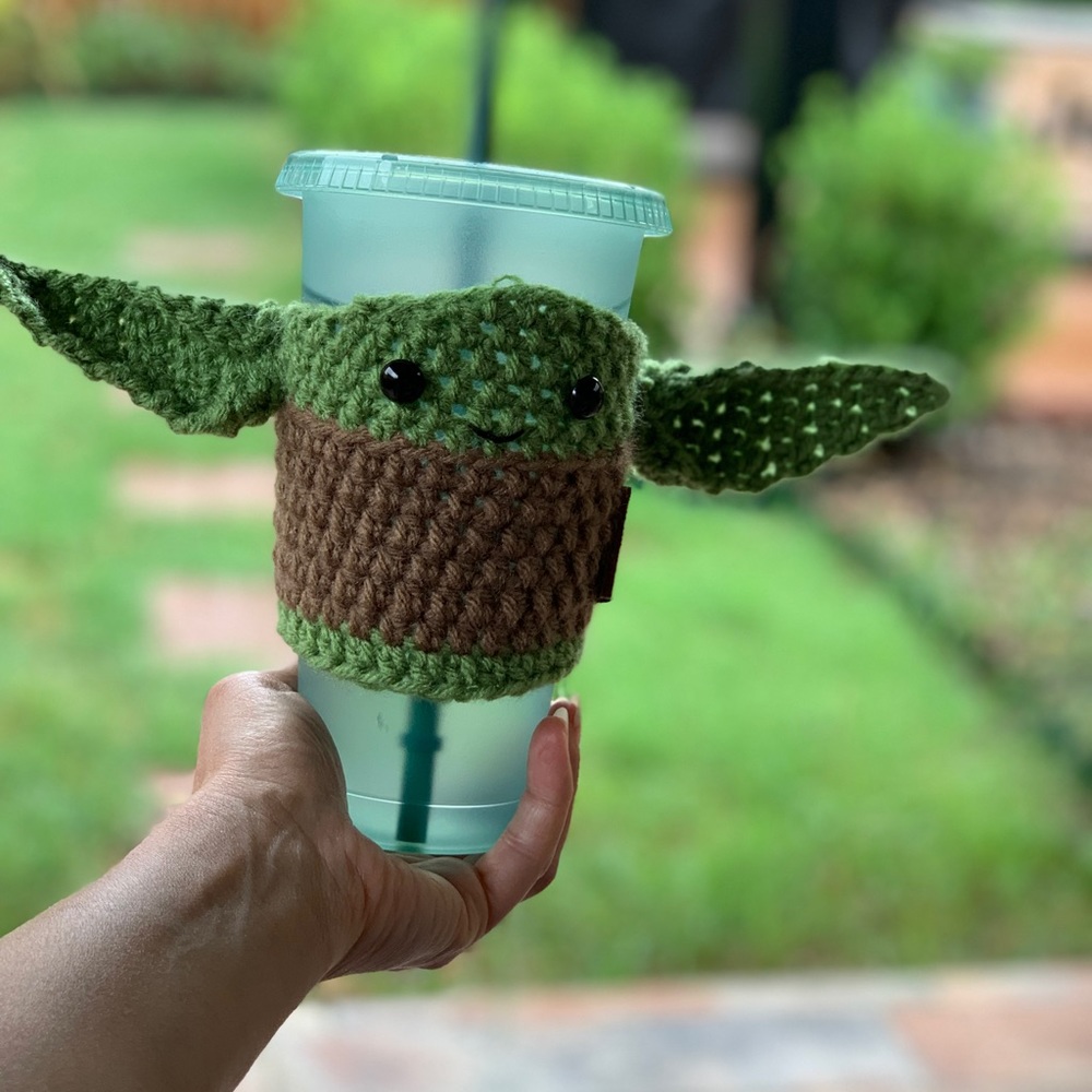 👽😍baby alien green alien mug cozy cup sleeve yoda